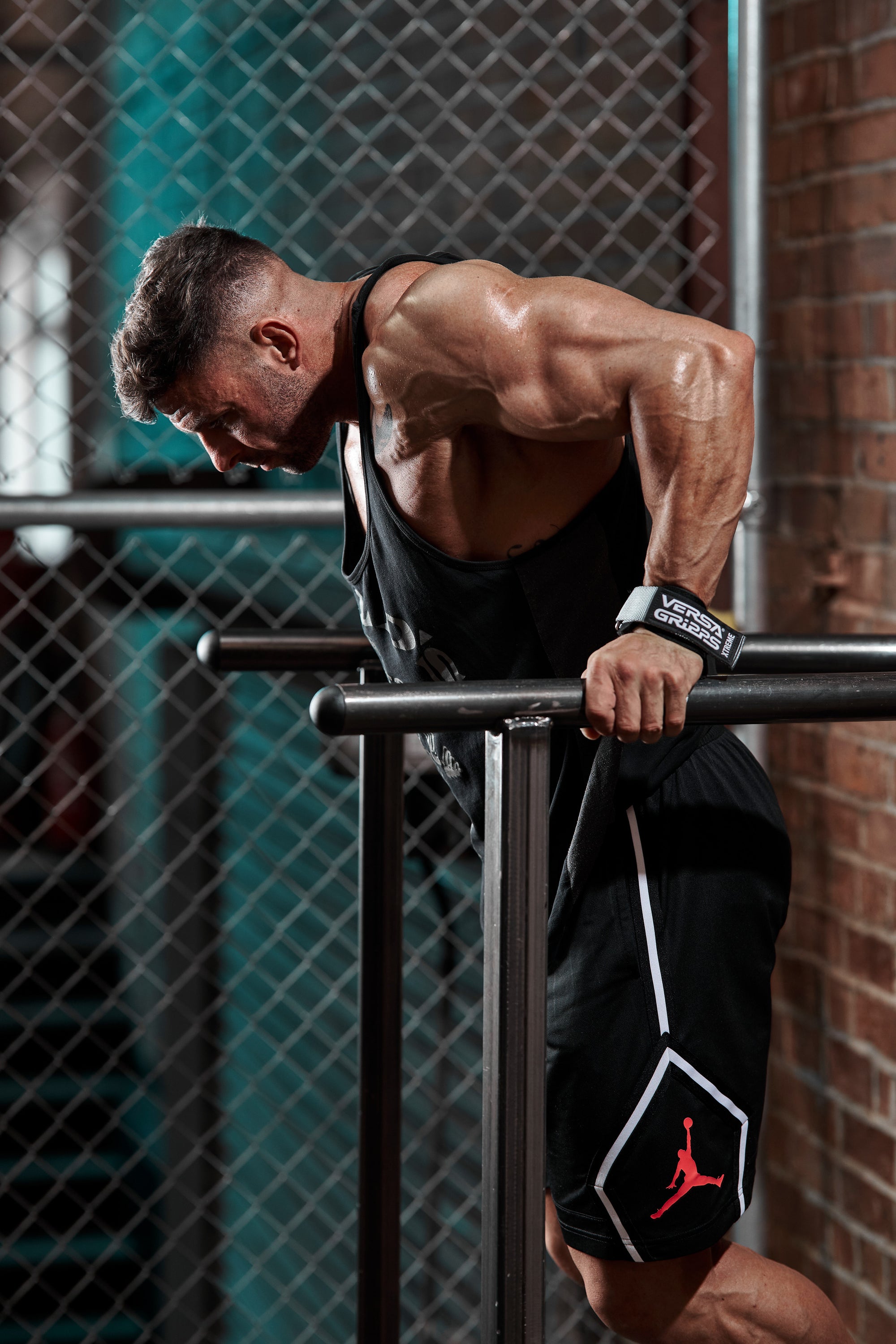 chest dips with versa gripps